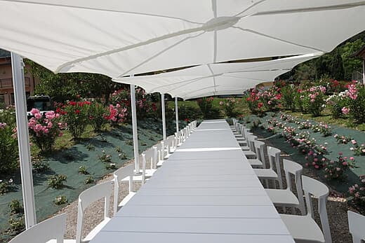 Umbrosa Spectra Cantilever parasol